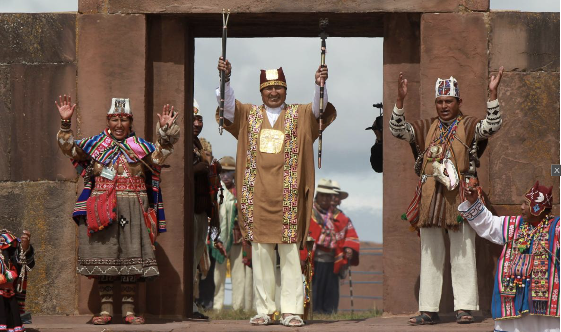 Ascenso y caída de Evo Morales, el gran chamán de la izquierda - Carlos Granés