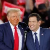 Donald Trump y Marco Rubio durante un acto de campaña en noviembre de 2024. Foto: REUTERS/Jonathan Drake.